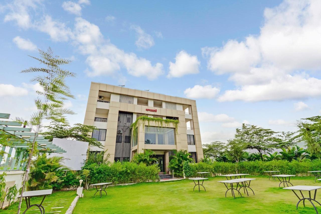 Oyo 48352 Hotel Bhagyalaxmi Kāla Εξωτερικό φωτογραφία